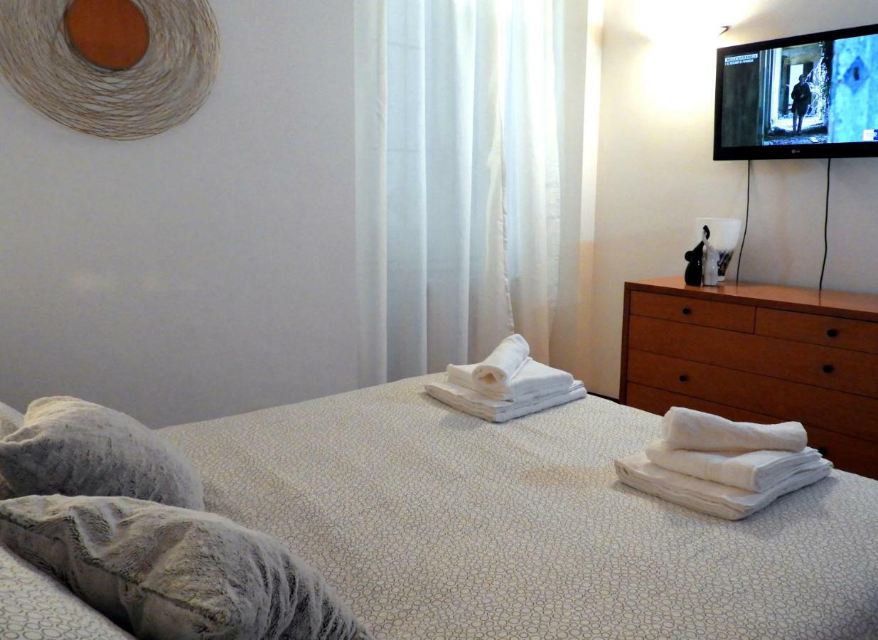 Youhosty - Mercato Sx 16 Appartement